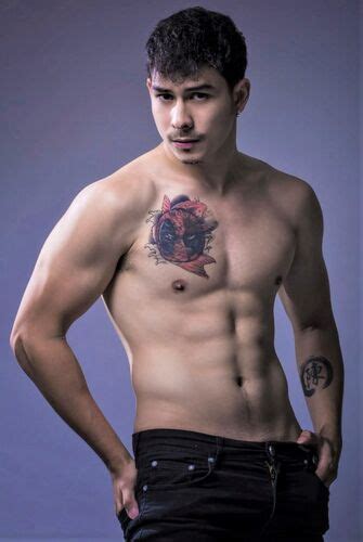 PAOLO GUMABAO Nude .